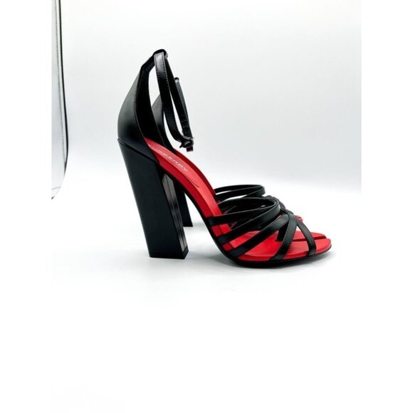 Burberry Split-toe Detail Leather Hove Thong Sandals, Brand Size 38 - Picture 7 of 13